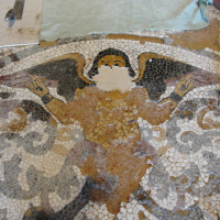14 - Fasi del restauro - stesura del letto di semina posa del mosaico